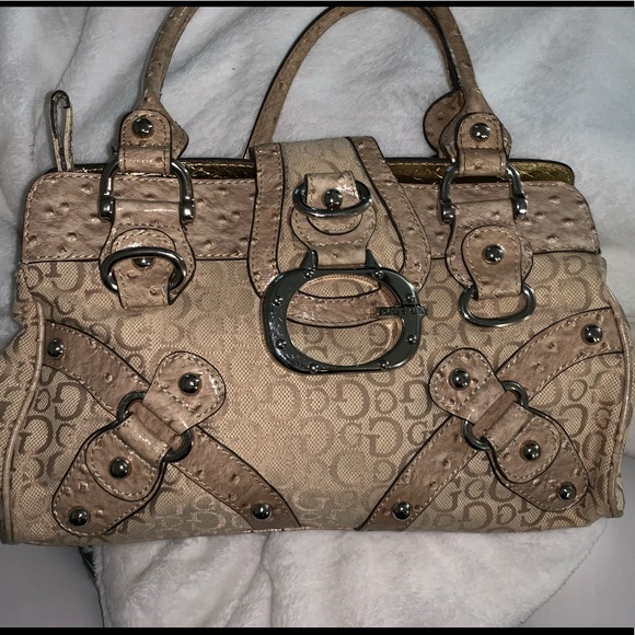 Guess Marciano Gloss purse - Picture 1 of 7